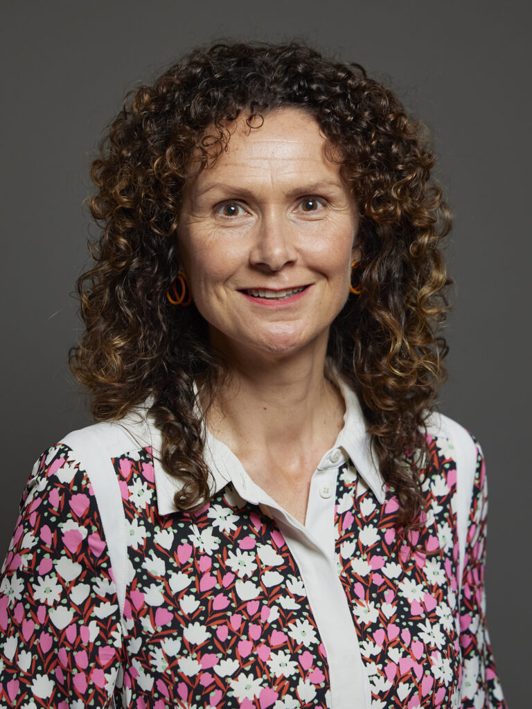 Official portrait of Wendy Chamberlain MP